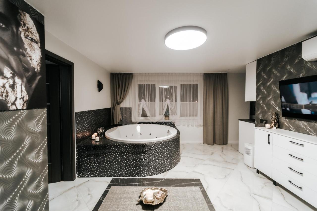 Kiss Apartment ชิลูเต ภายนอก รูปภาพ